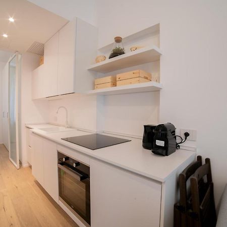 Navigli-Centro-Universita, Amazing New Apartment Милано Екстериор снимка