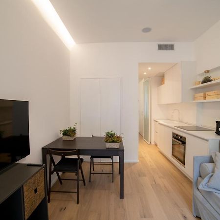 Navigli-Centro-Universita, Amazing New Apartment Милано Екстериор снимка