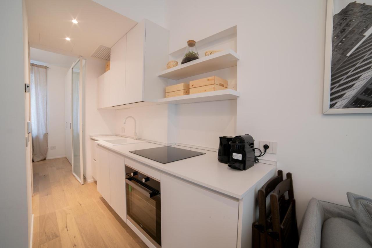Navigli-Centro-Universita, Amazing New Apartment Милано Екстериор снимка